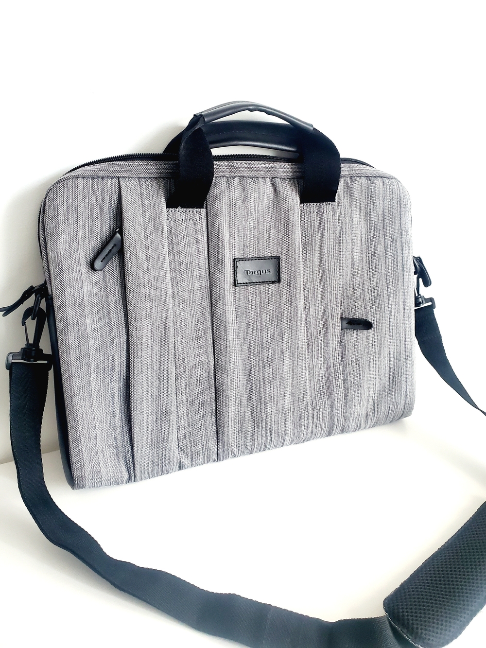 Targus Light Grey Laptop Briefcase with Black Strap